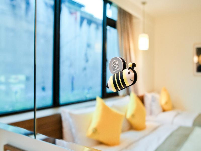 Bee House By Cosmos Creation - Taipei Main Station Hotel Екстериор снимка