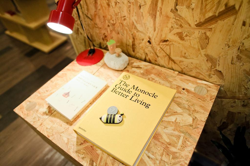 Bee House By Cosmos Creation - Taipei Main Station Hotel Екстериор снимка