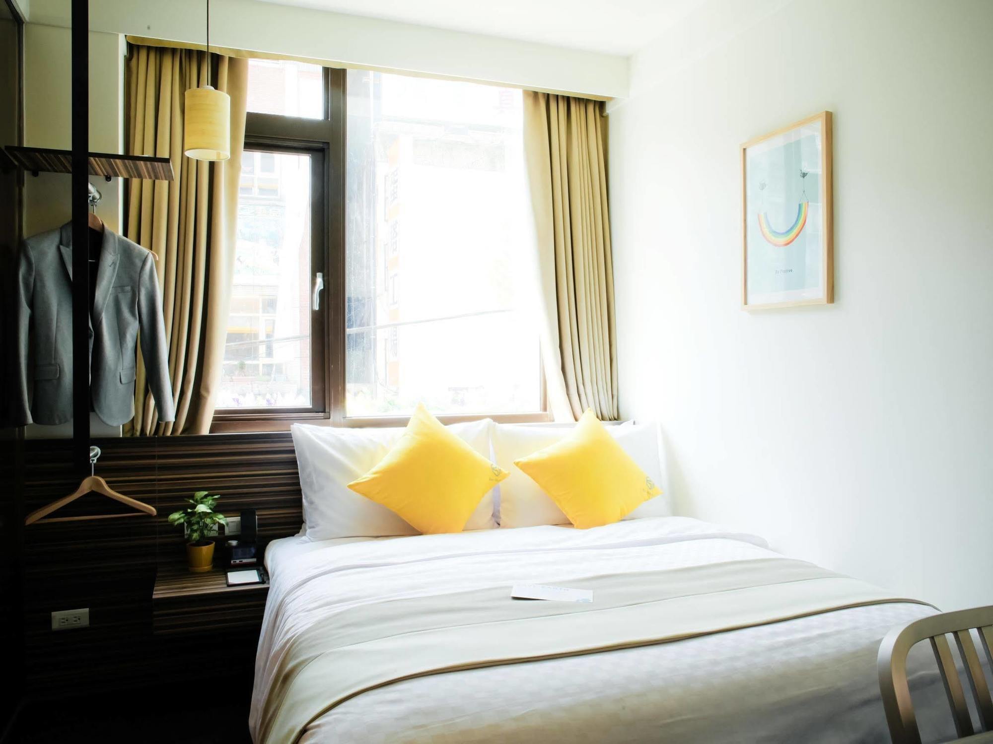 Bee House By Cosmos Creation - Taipei Main Station Hotel Екстериор снимка